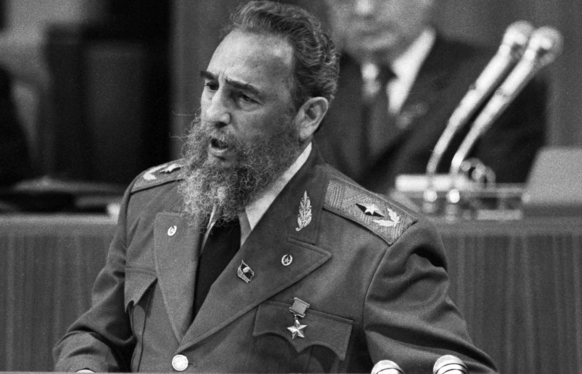Кастро.jpg