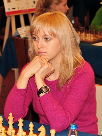 Anna_Ushenina_2013.jpg