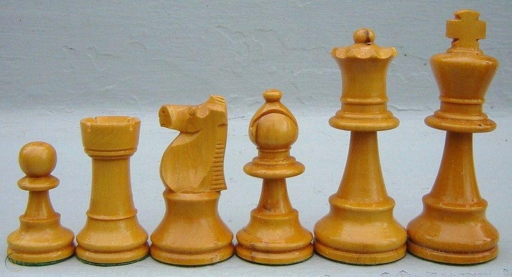 20-09-16-vintage-french-lardy-chess-set-wood_1_83a181fd7ac11f280252f6533af27511.jpg