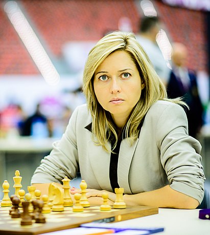 411px-Zhukova_Natalia_(30148036255)_(cropped).jpg
