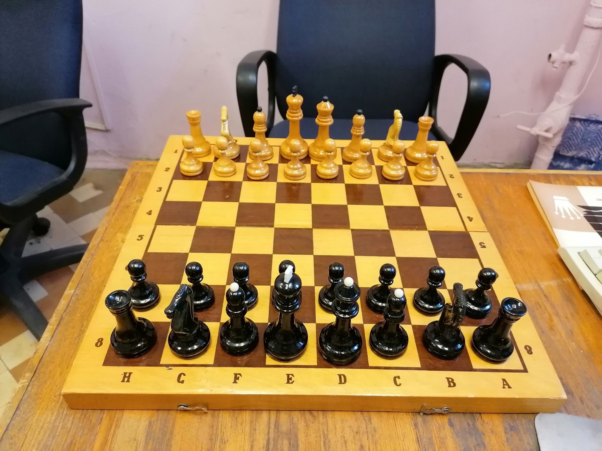 0_0_Soviet_Chess_Sets-spcs.me.jpg