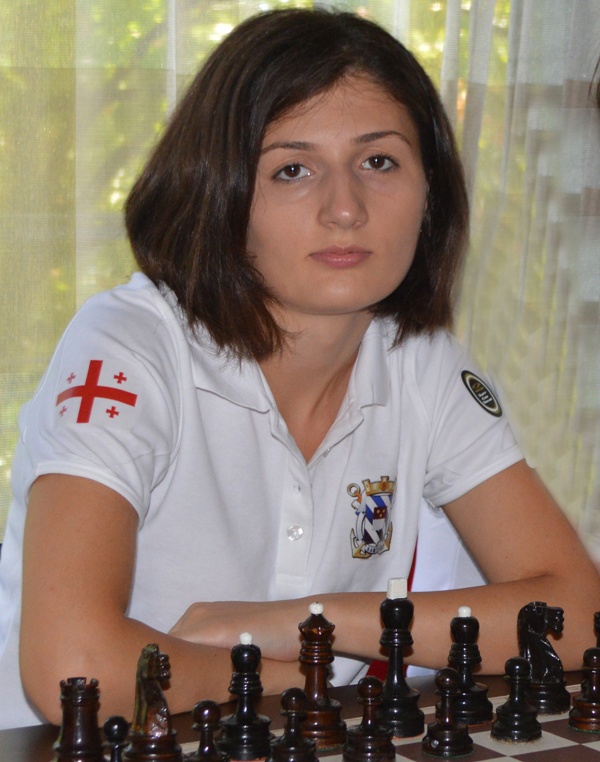 R3udaXagSK8.jpg
