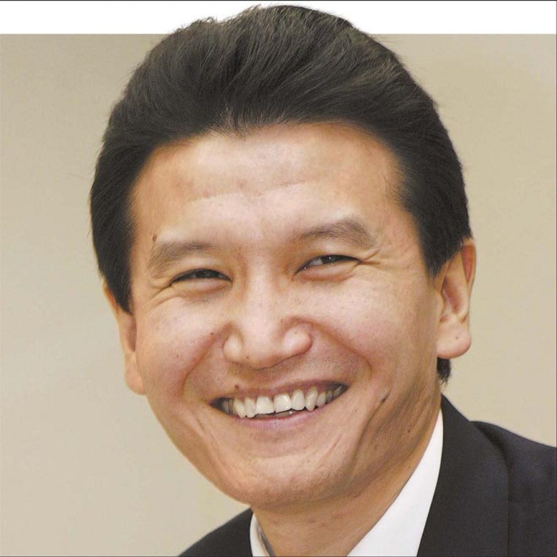 Ilyumzhinov-1100x1100.jpg
