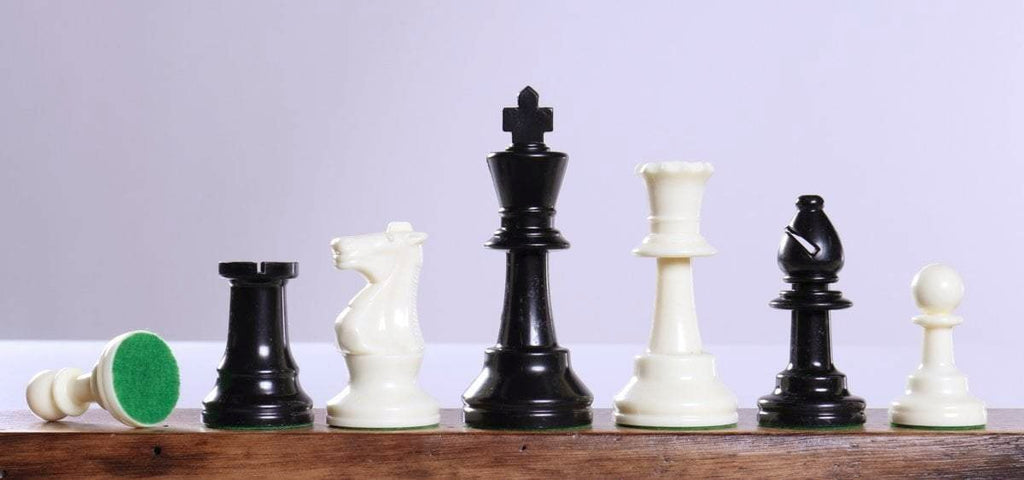 20-44-00-3-3-4-basic-club-chess-pieces-28274346393687_1024x1024.jpg