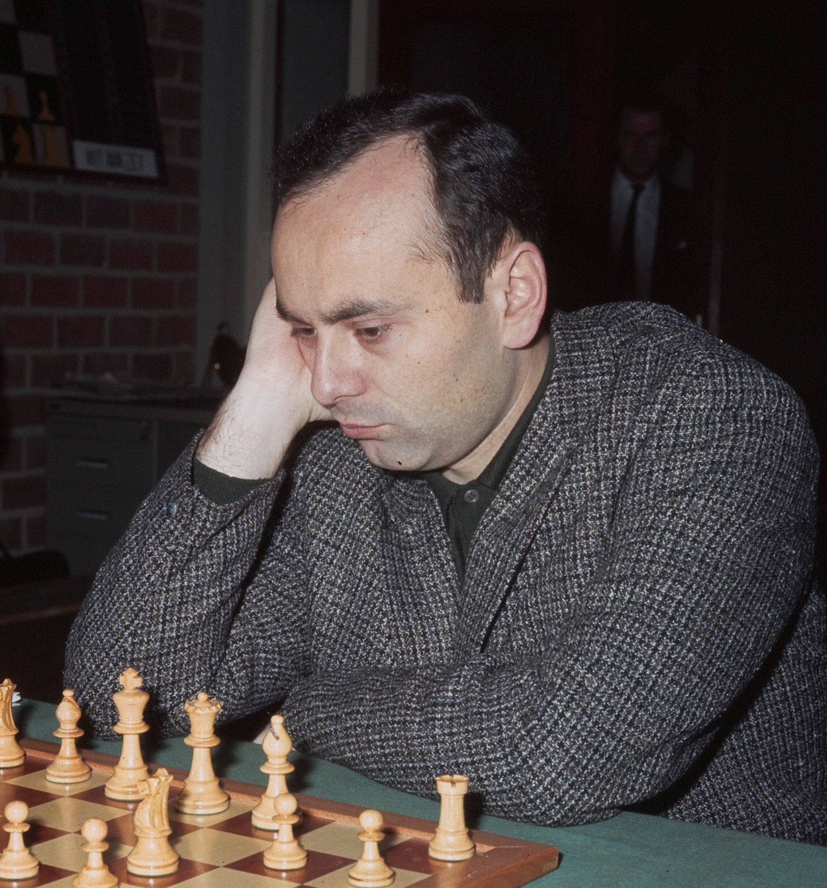 18-26-51-Lajos_Portisch_1968color.jpg