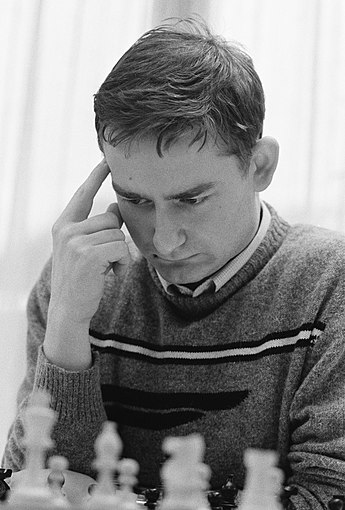 345px-Valery_Salov_1989.jpg