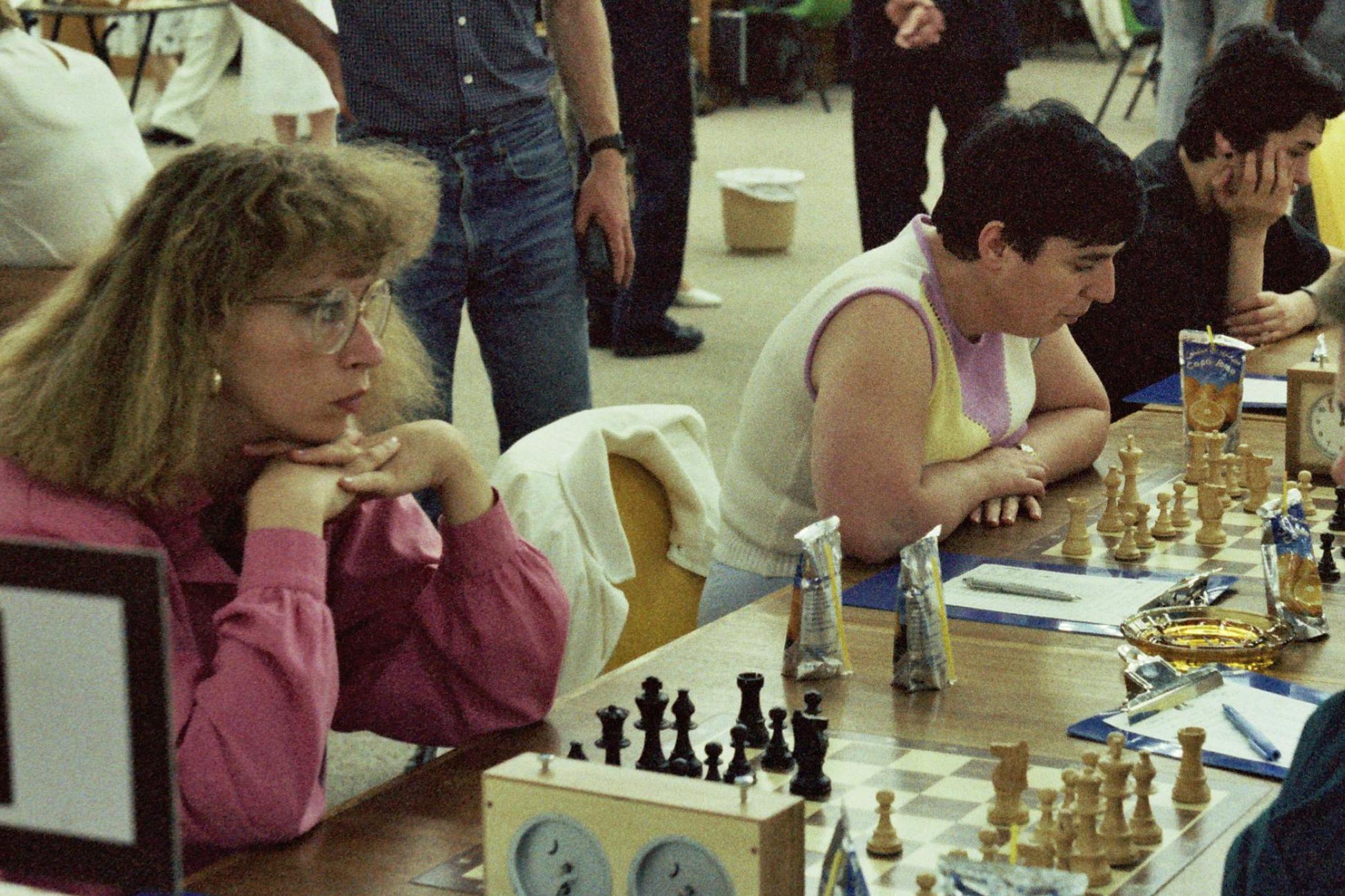 UdSSR_24_Dubai_1986.jpg