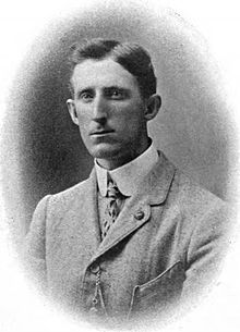 220px-Frank_Marshall_(chess_player).jpg