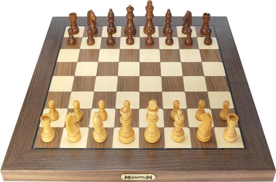 ChessGeniusExclusive-Schachbrett-Uhr_.970.jpg